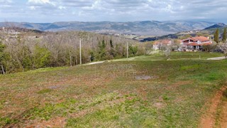 Montona, dintorni, terreno con splendida vista panoramica