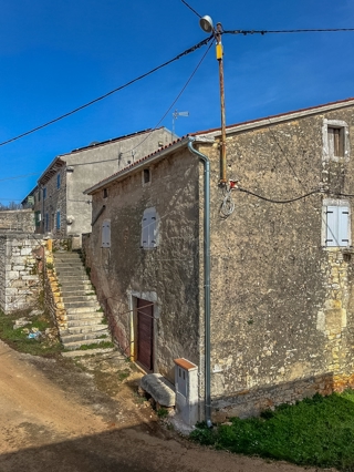 Parenzo, dintorni, casa istriana in fase Rohbau