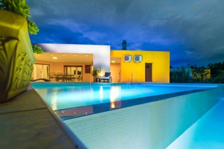 Svetvinčenat, dintorni, Villa con vista aperta e piscina