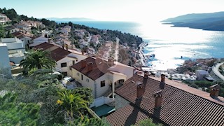 Fantastico condominio con vista mare sensazionale *a pochi passi dal mare*