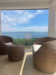 *TOP* Appartamenti chic con vista sul mare e piscina vicino a Labin