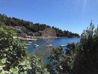 Vivere in riva al mare * Casa a schiera in prima fila sul lungomare e la spiaggia*