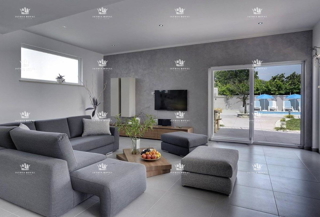 Istria, Medulin, casa con piscina.