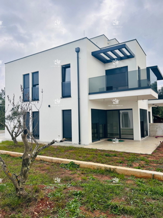 Istria, Carigador, DUPLEX 118m2, 3 camere da letto + soggiorno, 300 m dal mare, vista mare
