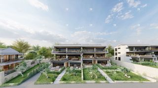 Istria, Umag, vendita di un appartamento di lusso, primo piano, 100m dal mare.