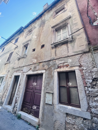 VENDITA ESCLUSIVA – CASA A SCHIERA, VRSAR – CENTRO, 120 m², INVESTIMENTO PER IL TURISMO