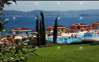 Istra, Crveni Vrh, Savudrija, appartamento 2 camere da letto + soggiorno 120m2, terrazza, vista mare, 100m dal mare