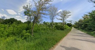 Bellissimo terreno agricolo lungo la strada, 9.317 m²