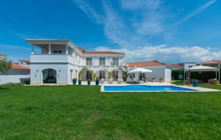 Villa esclusiva e lussuosa con vista sul mare