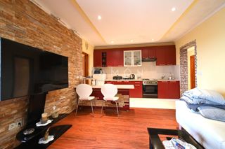 Appartamento Bilocale Arredato (con due camere da letto)