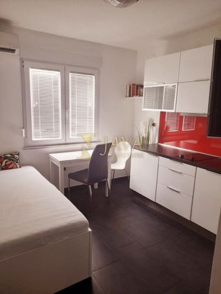 Appartamento Krimeja, Rijeka, 23,82m2