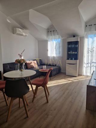 Appartamento Donja Drenova, Rijeka, 58m2