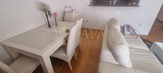 Appartamento Donja Drenova, Rijeka, 64m2