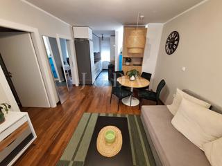 Allogio Sušak, Rijeka, 53m2