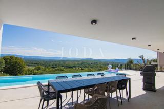 Nuova casa moderna - dintorni della citta di Krk