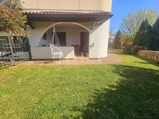 Appartamento al piano terra con ampio giardino