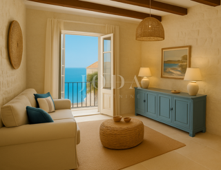 Casa d’epoca in posizione fantastica – fronte mare, Klimno