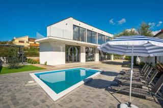 Isola di Krk - moderna casa indipendente con piscina