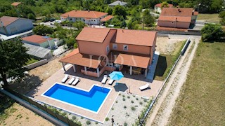 Casa Tribalj, Vinodolska Općina, 300m2