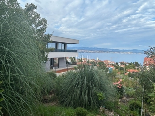 Opatija, Lovran - attico esclusivo con giardino privato e vista panoramica