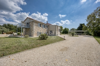 Istria, Visignano - Villa esclusiva 300m2 su 7.000 m²