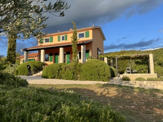 Istria, Labin, affascinante casa rustica in una posizione idilliaca