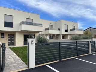 Casa Kukuljanovo, Bakar, 115m2