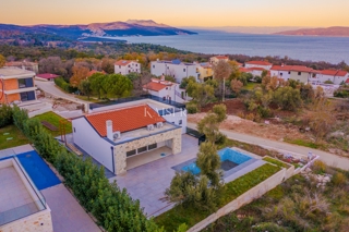 Ville Rabac, Labin, 160m2