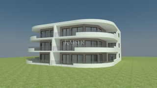 Kostrena, Doričići - Terreno edificabile 1323 m2 con permesso di costruire (6 appartamenti)