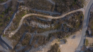 Vrbnik - terreno edificabile 2.500 m2, vista mare