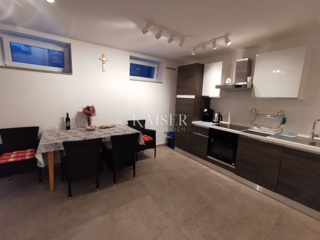 Mali Lošinj, Artatore - appartamento, 2 camere da letto + soggiorno, a 70 metri dal mare