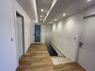 Appartamento Opatija - Centar, Opatija, 144m2