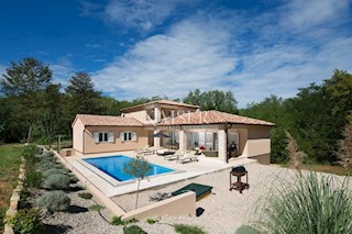 Istria - Nedešćina - villa con piscina, 278 m2