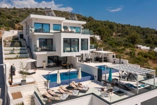 Villa Rogoznica, 300m2