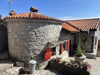 Abbazia, Poljane - casa in pietra ristrutturata con vista mare