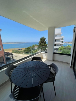 Pag, Povljana - appartamento 62 m2, 50 m dalla spiaggia