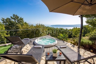 Abbazia, Mošćenička Draga - casa con vista panoramica sul mare, perfetta per una vacanza, 90 m2