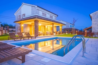 Isola di Krk, Dobrinj, dintorni - villa di lusso 180m2