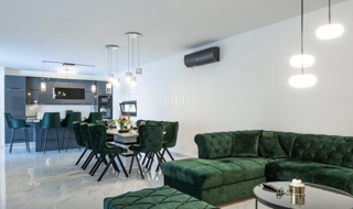 Labin - nuova costruzione con piscina, 190 m2