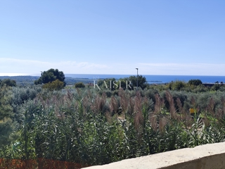 Istria, Parenzo - appartamento moderno a soli 2 km dal mare