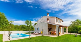 Istria, Marčana - villa con piscina, 200m2