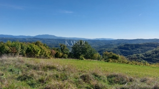 Istria, zona Montona, terreno edificabile con permesso per una casa