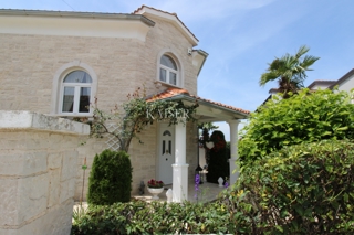 Istria - Parenzo, villa mediterranea con vista mare