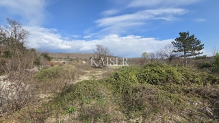 Crikvenica, Selce - terreno agricolo ai margini della zona di costruzione