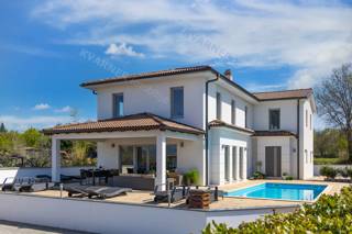 Casa Malinska, 850m2