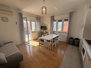 Appartamento Puntamika, Zadar, Borik, 68m2