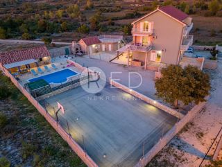 Casa Donje Biljane, Benkovac, 300m2