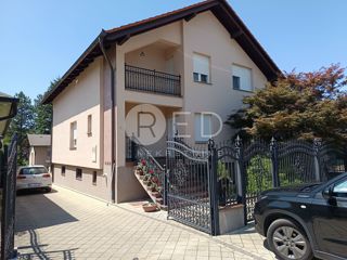 Casa Đakovo, Đakovo, neposredna blizina centra grada, 262m2