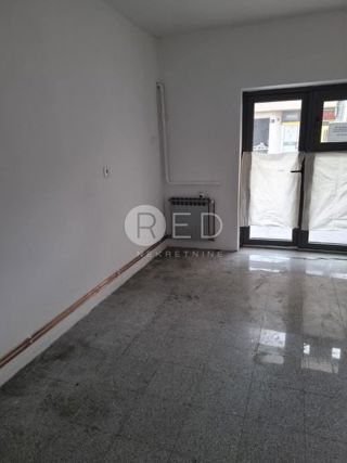 Commerciale Donja Dubrava, Avenija Dubrava, 56m2