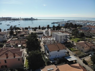 Casa in un'ottima posizione a Umag - Umago